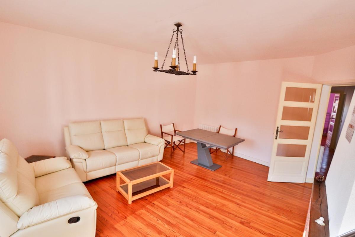 Appartement 1 A 9 Personnes Hagetmau Coeur De Ville Екстериор снимка